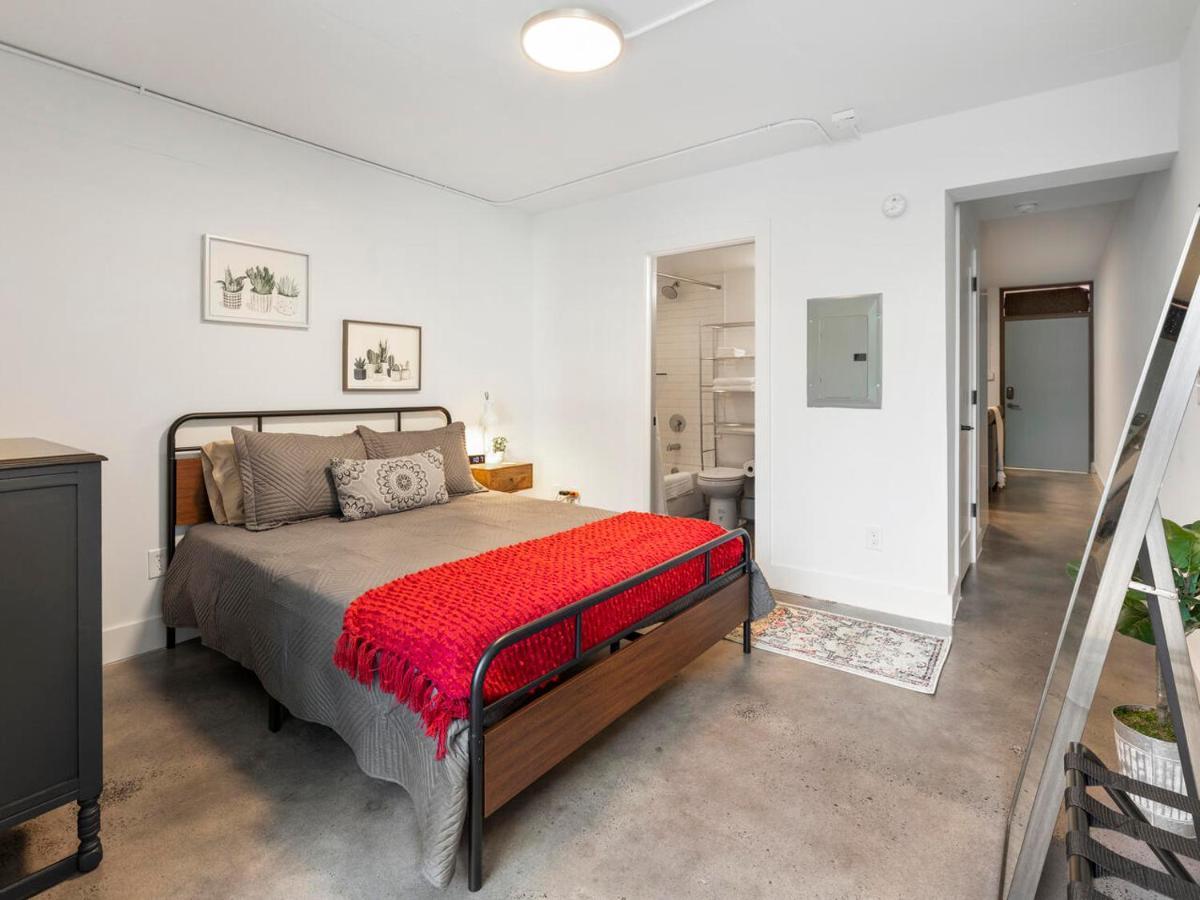 Appartement Comfortable Studio With Queen Bed, City Walkable! à Atlanta Extérieur photo